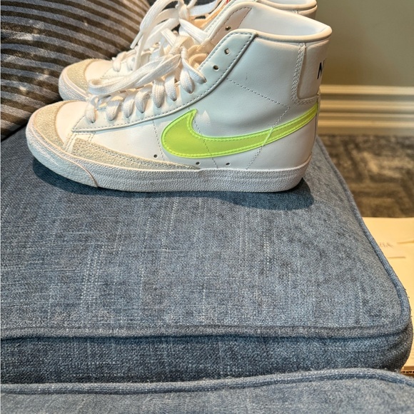 Nike blazers size 61 once perfect condition - Picture 4 of 7